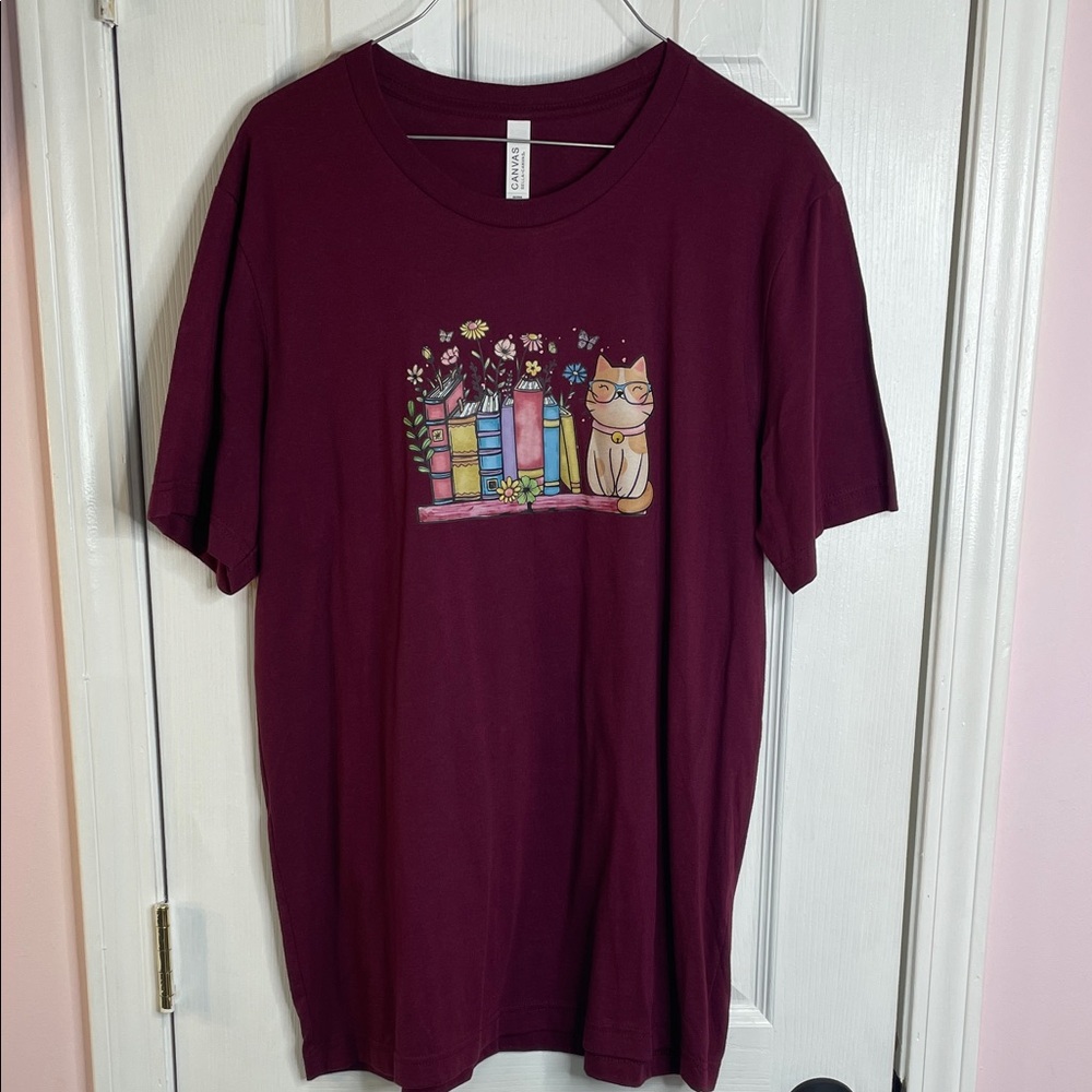 Whimsical Tabby Cat Book Lovers T-Shirt Burgundy Size Large